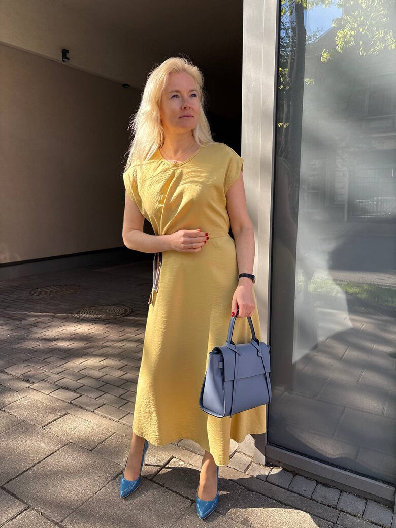 Kleita ar viskozi, Universāls izmērs